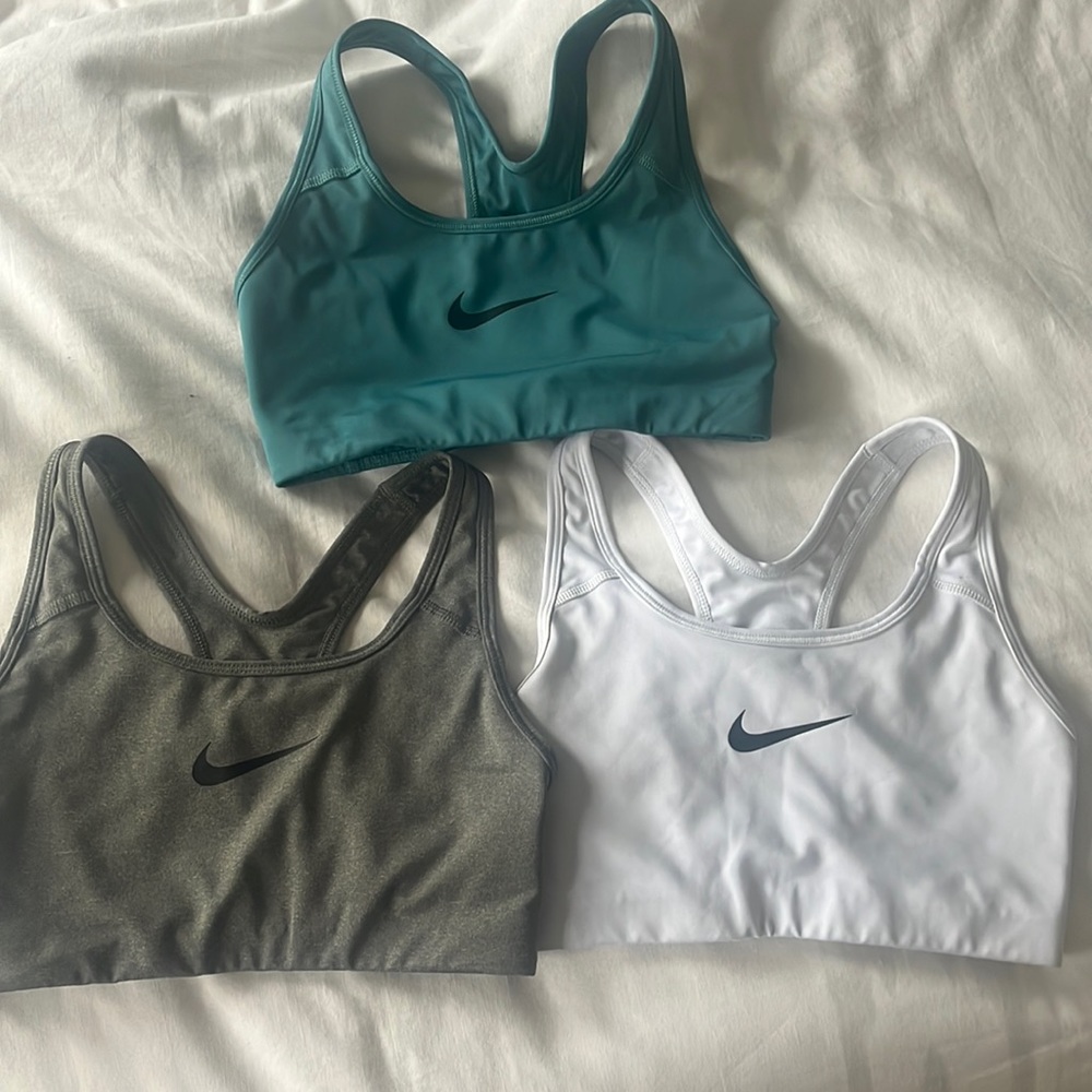 set of three nike bras